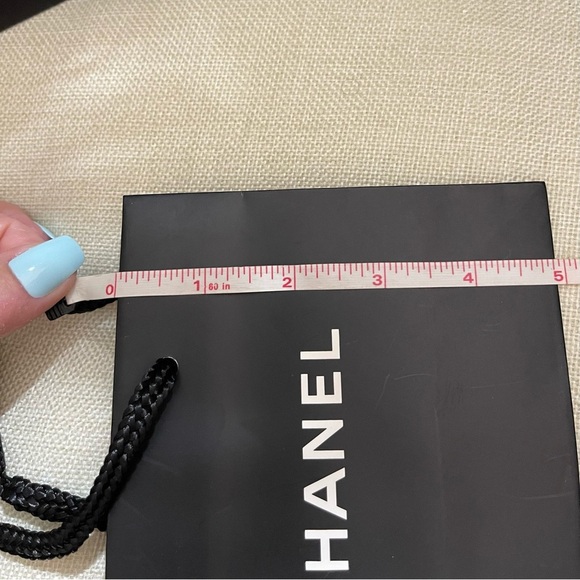 ⭐️(4)CHANEL SM SHOPPING BAGS⭐️(3)CHANEL CAMELLIA FLOWERS🌸LOT’SA CHANEL RIBBON💝 - Picture 6 of 8